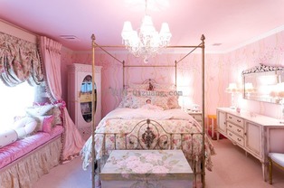 女生卧室布置图片,一位姑娘将12㎡小卧室，布置成少女心满满的小家，粉粉嫩嫩太舒适
