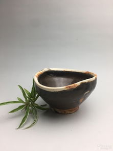 新收获造型独特的茶盏