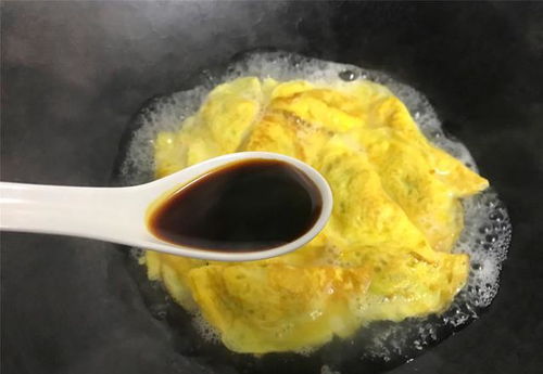 蛋饺最简单的做法,学会小窍门,一分钟做一个,蛋饺饱满还不破皮