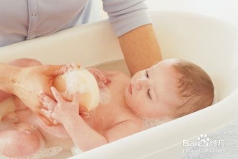 如何给宝宝洗澡 详细宝宝洗澡教程