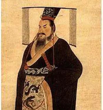 中国历史上,为何只有秦始皇的龙袍是黑色的 专家 他不敢穿黄袍
