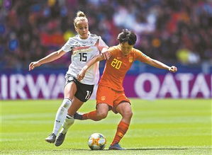 中国女足队员不礼貌离场，失于朝鲜女足1-2比赛