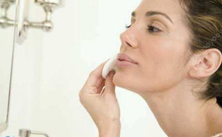 混合敏感肌怎么补水,混合型偏干性敏感皮肤春季护肤步骤