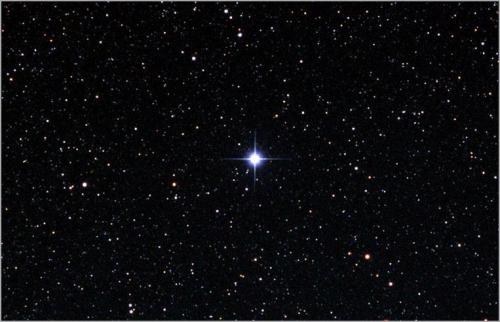 天狼星,被称为洪水之星,比太阳大五倍