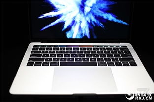 史上最轻薄 苹果全新Macbook Pro触摸板逆天