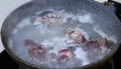 淮山排骨汤的做法 炖淮山排骨汤的做法