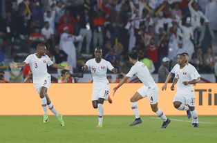 卡塔尔足球崛起：世界杯东道主背后的传奇故事