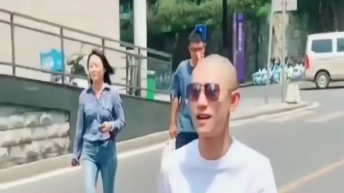 张一山不管换什么发型,都是痞帅痞帅的,这种男人女人都喜欢 