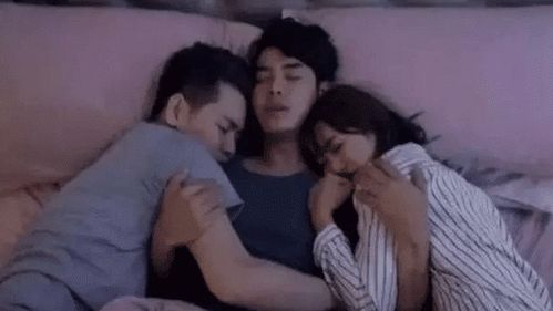 情感口述：我们三人同床的荒诞爱情(情感口述:我们三人同床的荒诞爱情经历)