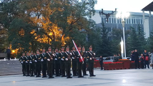 平凉中国小记者喜迎 中 国 节 当国庆升国旗之约遇见中秋传统手工花馍