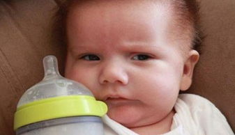 混合喂养宝宝的大便，混合喂养宝宝的大便是怎样的