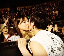 王力宏接吻视频,汪?力宏的接吻视频被公开,引起了轩然大波。