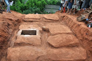 明代合葬墓藏村民坟下 迁坟后才被发现