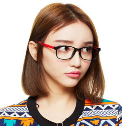 女生戴眼镜适合的发型图片