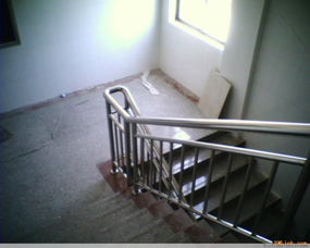 不锈钢楼梯 GB不锈钢楼梯扶手标准厚度为多少