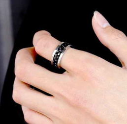 单身戒指戴哪个手指 单身怎么戴戒指