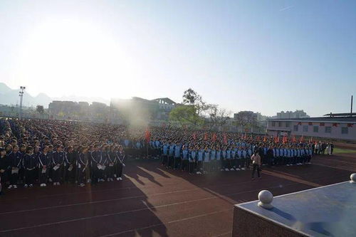 广西这所大山里的中学火了 连续33年有学生考入清华 北大