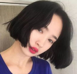 狗狗背部中分怎么弄好看 短发女生还有什么好看的发型推荐