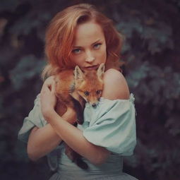 俄罗斯摄影师拍下真实版美女和野兽,这绝对不是PS的