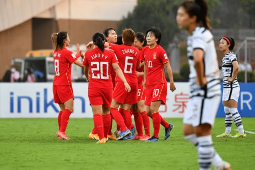 中国女足亚洲杯,中国女足亚洲杯：铿锵玫瑰绽放，再铸辉煌