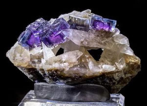 晶彩矿谱 中药界颜值最高的矿物,矿物界药效最好的中药 萤石 Fluorite 