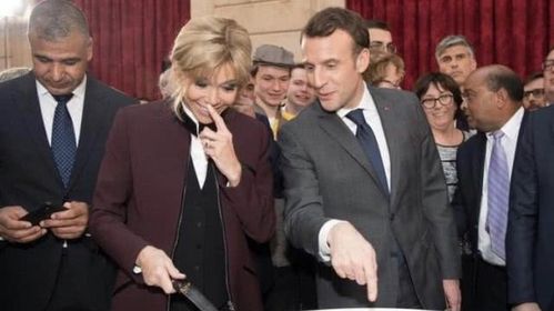 法国总统的老婆比他大多少(法国总统老婆比总统大几岁)