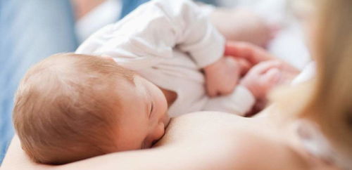母乳喂养又一大好处出炉 能降低高风险儿童的哮喘发病率