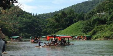 凤溪竹筏漂流,溪竹筏漂流好玩吗，凤溪竹筏漂流景点怎么样-第4张图片