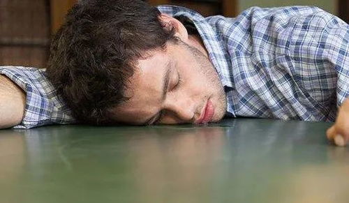 睡觉经常流口水真的不正常 或是这5个因素诱发的