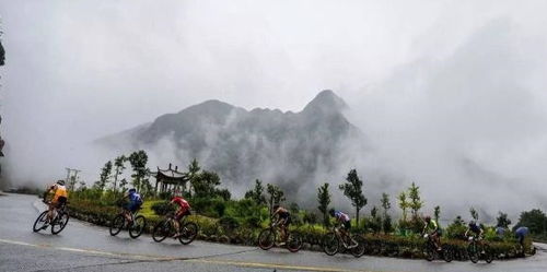 浙江名字最霸气的山,一个镇都以它命名,门票却要70岁以上才免费