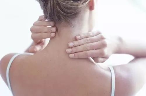肩膀酸痛怎么快速缓解,肩膀酸痛如何快速缓解?