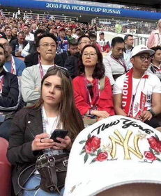 陈奕迅世界杯对球迷竖中指 经纪人还原真相 老外对他爆粗竖中指 