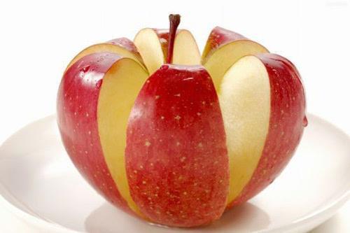 为什么我家的苹果削皮后放很长时间都不变色,是不是苹果有问题 
