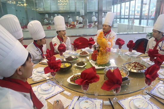 湖南 厨师学校,湖南厨师学校：培养美食工匠，传承烹饪艺术
