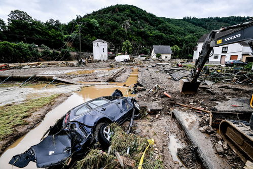 德国西部洪灾造成至少80人死亡