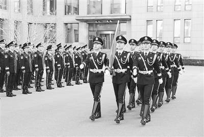 公安部举行升警旗仪式 庆祝中国人民警察节