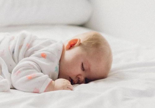 错误的睡姿影响孩子长高,快来看看你家宝宝睡姿正确吗