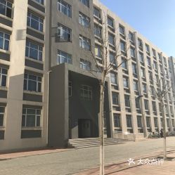 天津大学城地铁站免费停车场,天津职业大学停车方便吗