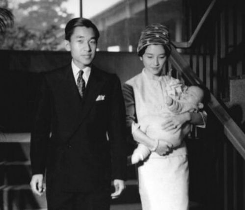 身为平民却能嫁给日本天皇,传奇如她 