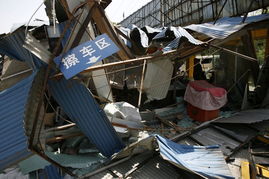 武汉两千平米汽修店一夜被砸 损失两百多万 