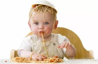 两岁小宝宝吃饭泡汤的危害有哪些(两岁宝宝饭前喝汤好还是饭后)