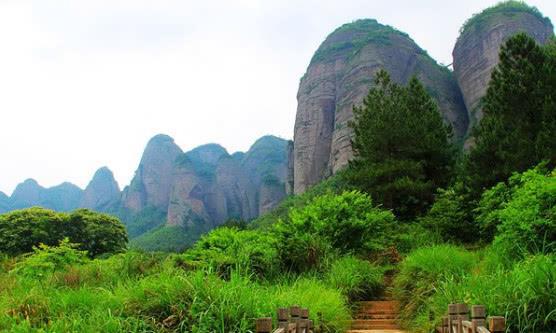 武当山 是属于江西还是湖北的