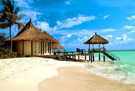 马尔代夫天堂岛泻湖游览世界最美的湖泊（人间天堂马尔代夫）