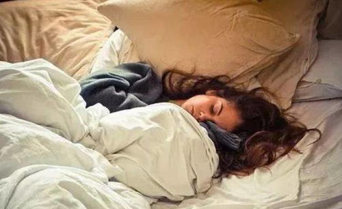 无论男女,睡觉时若满足3个特征,表示身体很健康,你符合吗
