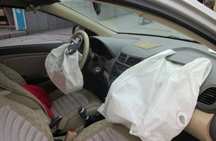 汽车在座位上的安全气囊标志在哪 