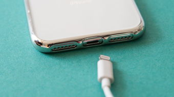 苹果 电池门 持续发酵,iPhone 电池到底该怎么换 内附攻略 