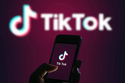 tiktok安卓版怎么在国内使用,安卓版TikTok在国内使用方法揭秘，轻松解锁海外短视频新世界！
