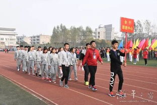 看看都有哪些中小学校参加了余干县田径运动会开幕