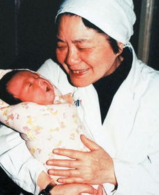 原创1988年全中国第一个试管婴儿诞生，如今32年了，她的生活令人瞩目