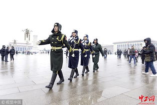 北京 风雪中执勤的天安门广场卫士